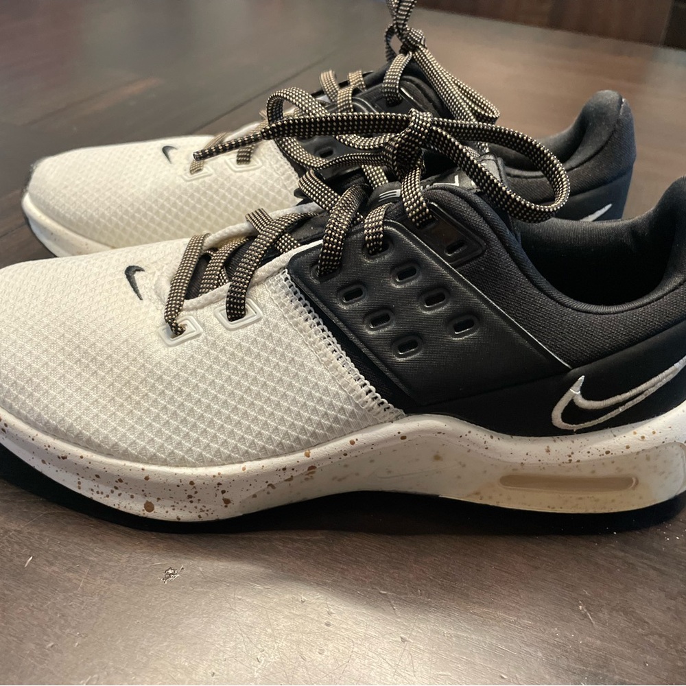 Nike Gym Shoes NWOT